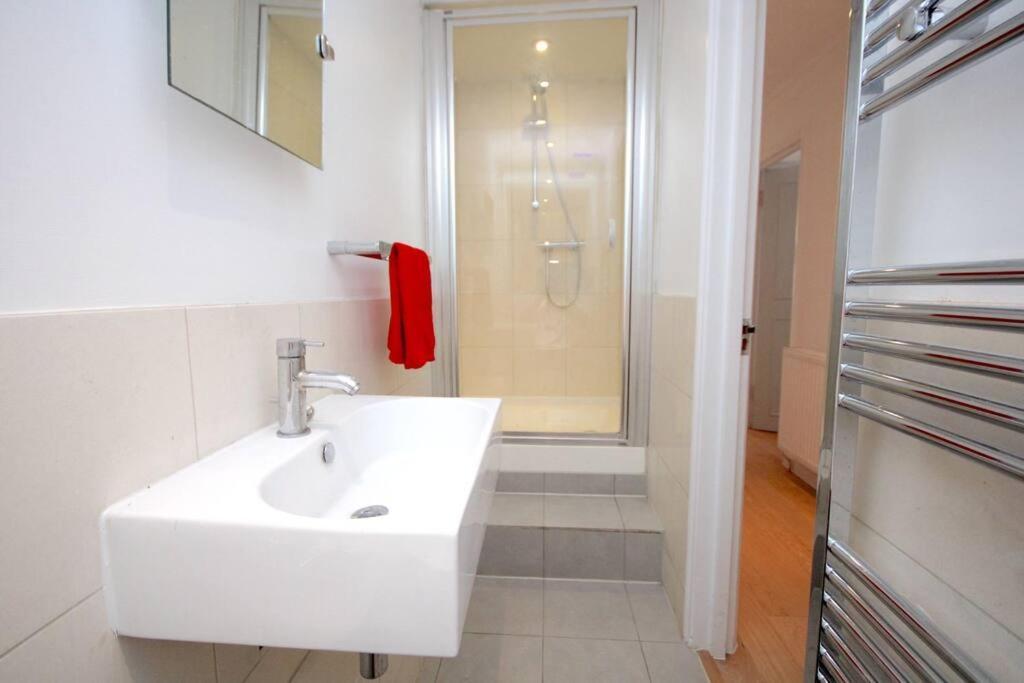לונדון South Kensington Flat Close To Hyde Park מראה חיצוני תמונה